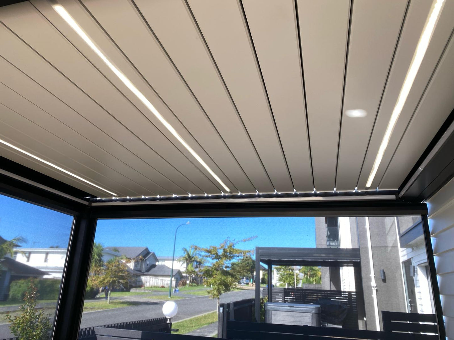 Custom Motorised Louvre Roof Pergola