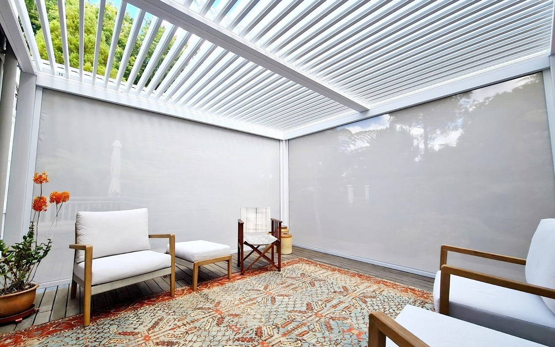 The Benefits of Adding Blinds to Your Motorised Louvre Pergola