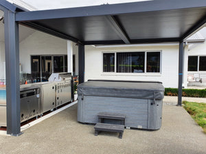 Villa Motorised Louvre Roof Pergola