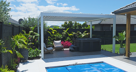 EvoLuxe Motorised Louvre Roof Pergola